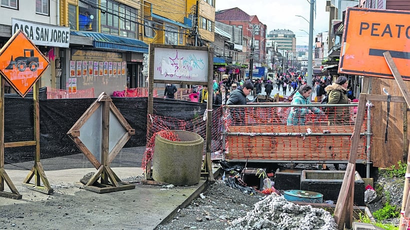 Municipio de Puerto Montt acudirá a Contraloría para analizar el futuro de calle Varas